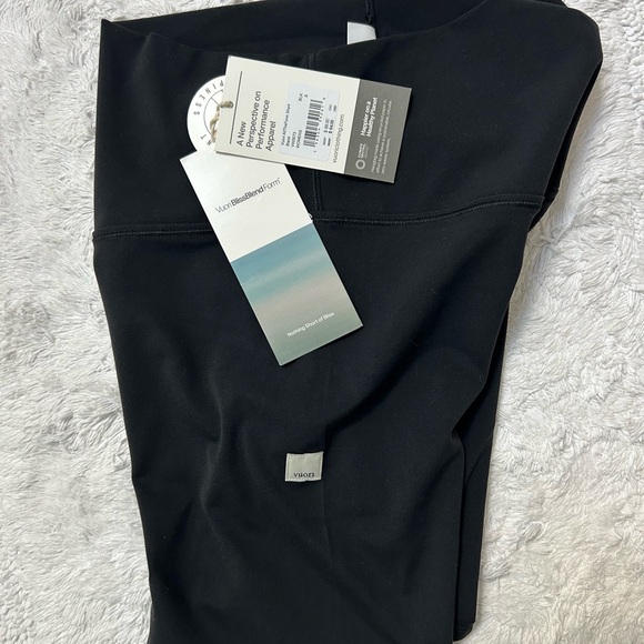 NWT Vuori All the form shorts - Picture 6 of 6